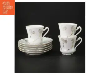 Porcelæn tekopper med underkopper (str. Ø. 14 cm. h. 7 cm y. 7,5 cm)
