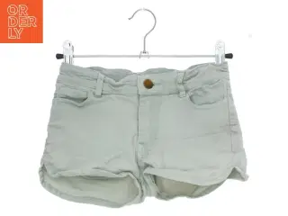 Lysegrønne shorts fra Norlie (str. 134)
