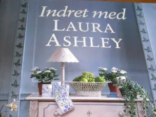 INDRET med Laura Ashley.