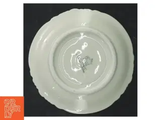 Fem røde dekorative tallerkener (str. Ø. 13 cm. 5 styk)