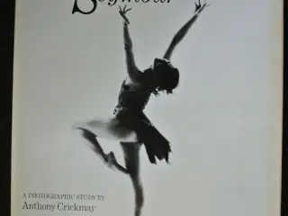 lynn seymour, a photographic study by anthony cric