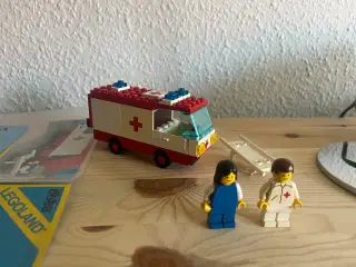 Lego sæt 6688 fra 1985 - ambulance