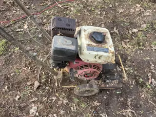 Stamper/pladevibrator