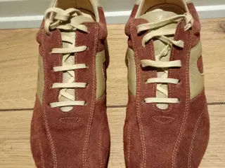 Fine sneakers, SOBSTAD, ruskind, str. 41. Som nye.
