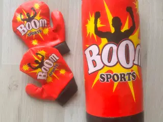 boksebold med handsker 