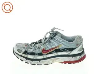 Nike løbesko fra Nike (str. 35,5)