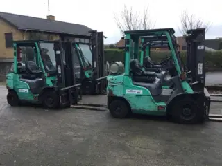 Mitsubitsi 2500 kg gas truck  fra2014 til 2016