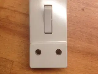 Smal minitangent stikkontakt