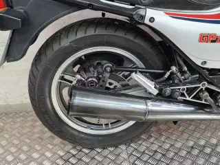 Kawasaki GPZ Uni-Track