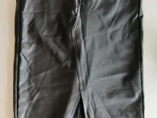 Nederdel. Vero Moda. XS/34