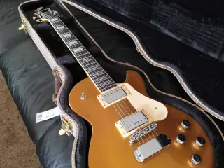 Hagstrom Swede Gold/ case