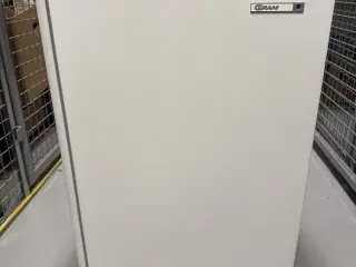 Skabsfryser fra Gram