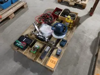 AUTO UDSTYR med