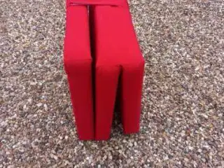 RØD MADRAS  70 X 180 PRIS 