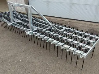 Anker Bjerre Riven 4-Rækket, 300cm, 3-punkt ophæng Kraftig og effektiv!