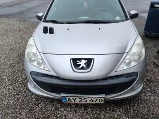 Peugeot 206 + 