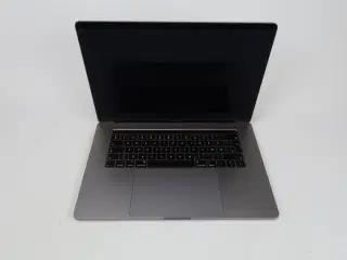 Apple Macbook Pro 15,4"