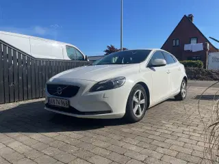 Volvo V40 1,6 D2 115 Momentum