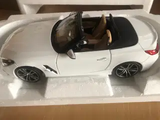 1:18 BMW Z4i