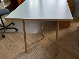 Spise-/skrivebord - Applica