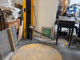 - - - Industry machinery Strapex Delta