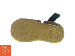 Sandaler (str. 22)