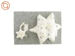 Stjerne pude og hængende stjerne fra Cam Cam