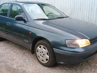 Toyota Carina e 1,6