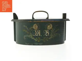 Dekorativ trækasse med låg (str. 27x13 cm)