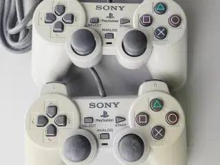 ⭐️· 2 stk. PlayStation 1 Dual Analog Controller