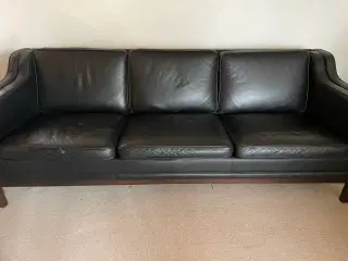 Sofa, 2 stole og puf - sort læder