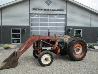Fordson Frontlæsser med skovl og beslag fra Ford Major. Kan nemt tilpasse andre traktorer.