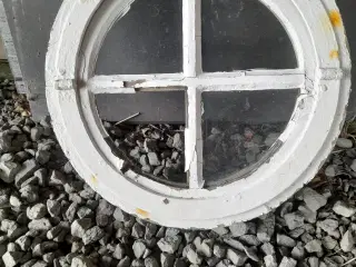 Rundt vindue 