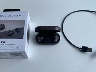 B&O EQ Black Høretelefon kr. 2000,-