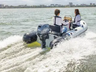 YAM 350 TaF - 25 HK Yamaha m/powertrim og konsol