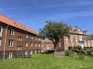 Unikt kontorlejemål med historisk charme og moderne faciliteter