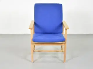 Børge mogensen lænestol i eg med blåt polster