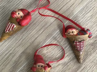 4 stk gamle pobra nisser 