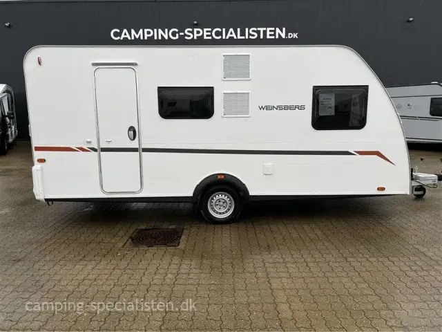 2023 - Weinsberg CaraCito 500 QDK    Ny Weinsberg CaraCito 500 QDK model 2023 kan nu ses hos Camping-Specialisten.dk i Silkeborg -