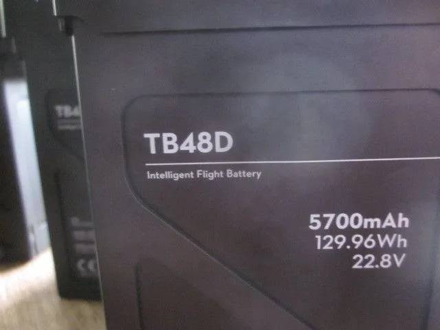 dji matrice 100 batterier