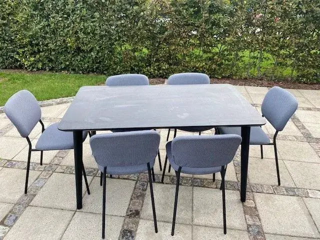 Spisebord + 6 stole 