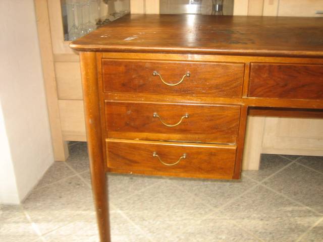 Antik Skrivebord  ANTIK 