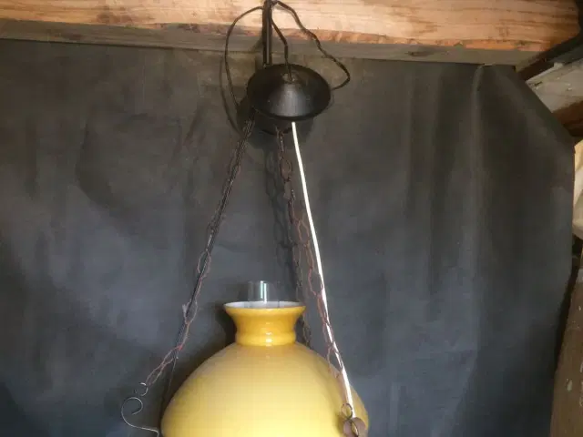 Gammel petroliumslampe