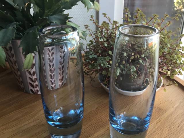 Cylindervase i lyseblåt glas, 18,5 cm,  Holmegaard