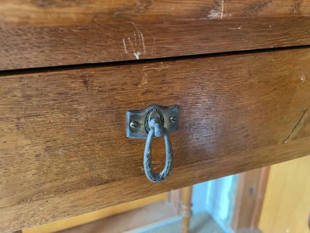 Anretterbord i lakeret egetræ