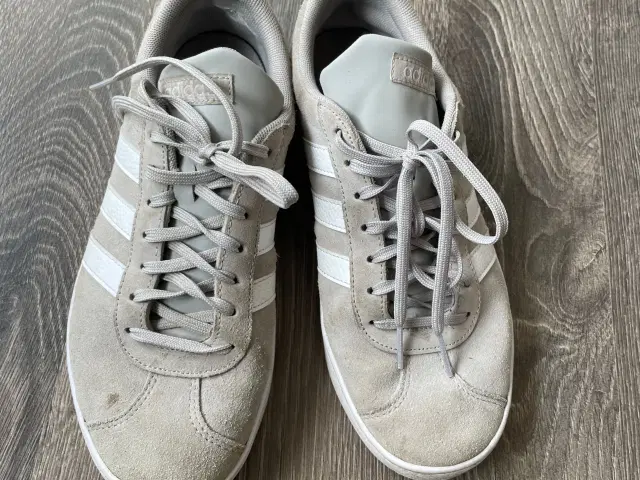 Adidas sneakers | -