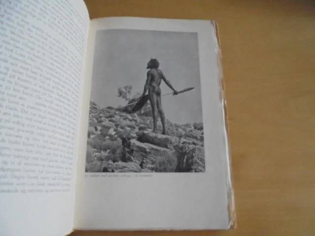 Boomerang og uranium- A.M.  genopdager Australien