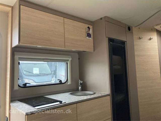 2023 - Weinsberg CaraCito 500 QDK    Ny Weinsberg CaraCito 500 QDK model 2023 kan nu ses hos Camping-Specialisten.dk i Silkeborg -