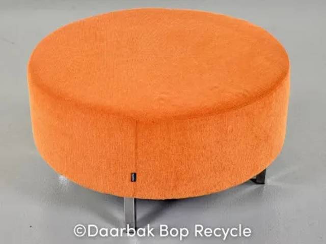 Puf fra johanson design i orange
