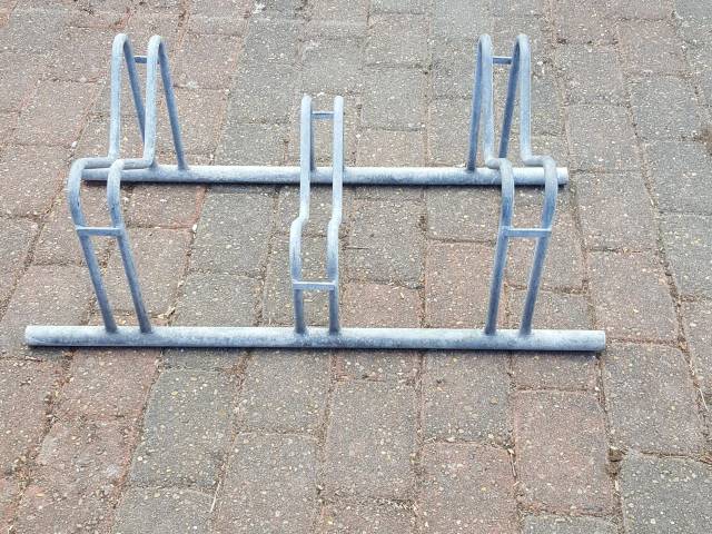 Torden Ja linje cykelholder og stativ | Varde - GulogGratis.dk